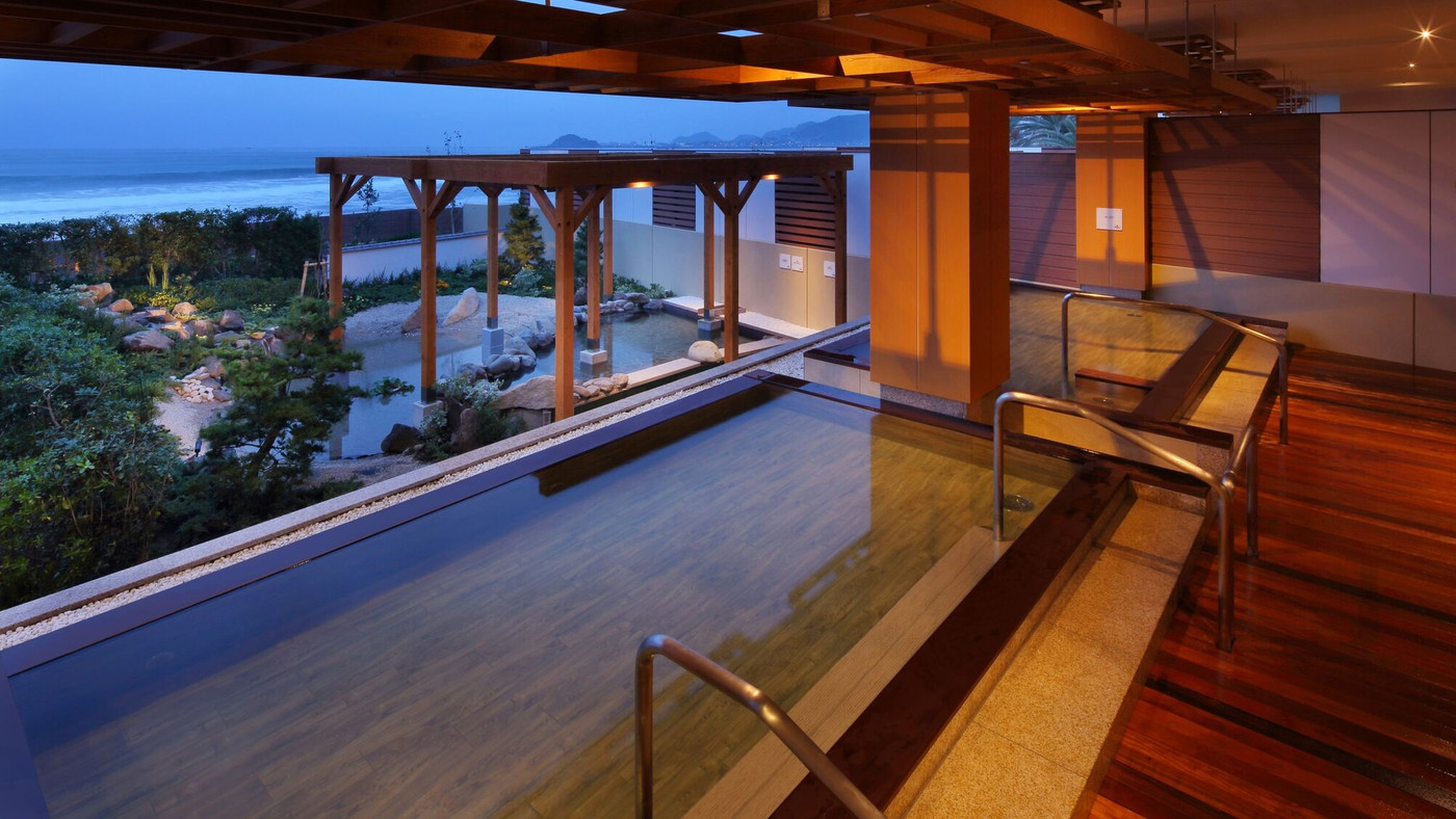 瀟洒な露天風呂付き客室で気ままに現実逃避旅4249491