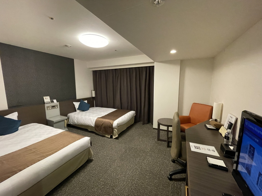 ユニバーサルツイン