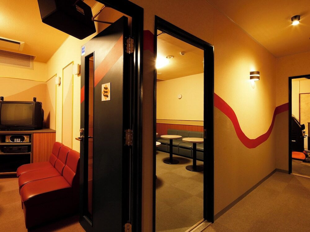 カラオケ ルーム