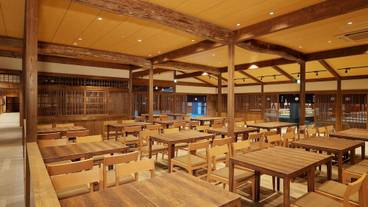 フード コート / 3