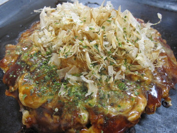 「千草」料理 32777 お好み焼き・・・ぶた 700円