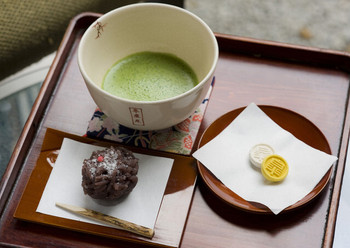 「皐盧庵茶舗」料理 736780 抹茶　花宴