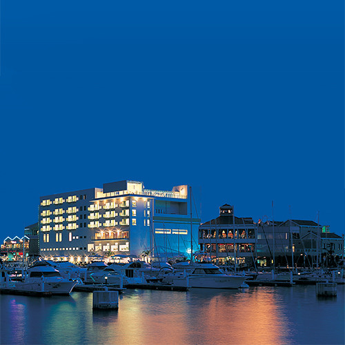 ホテル周辺の風景(夜)