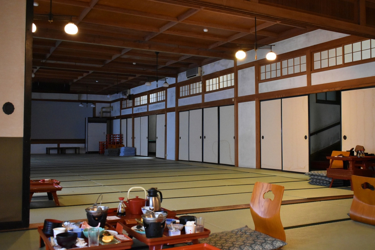 太古館にある大広間（食事会場）