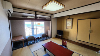 和室スタンダード12畳28sqm 禁煙 (別府湾側5-6階バスタブ付)