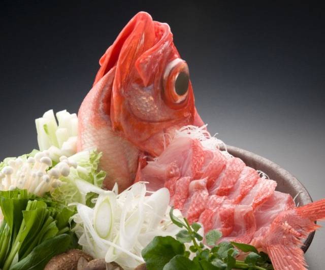 伊豆名物・金目鯛のしゃぶしゃぶ / 2