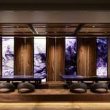 出発までは
ラウンジでくつろいで / 2