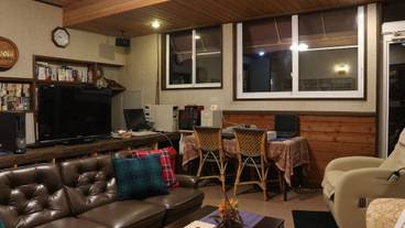 ロビーラウンジ / 3