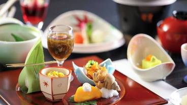 食事・飲み物 / 14