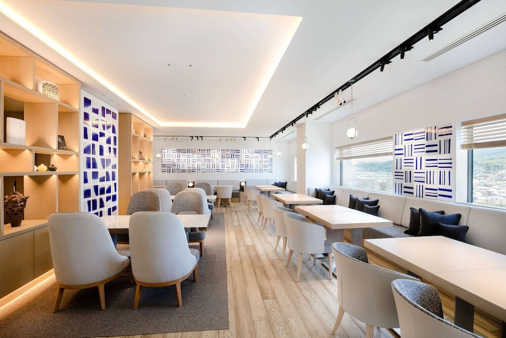 アクセス抜群！長崎駅正面のスタイリッシュなシティホテル3423540