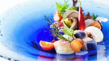 食事・飲み物 / 10