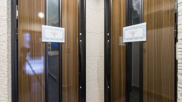 ロビーラウンジ / 3