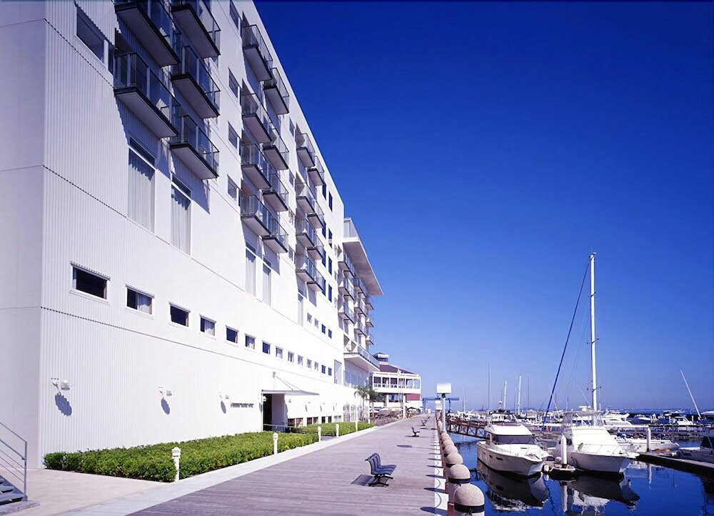 全室ハーバービュー、九州最大級のアウトレットに隣接するホテル4573460