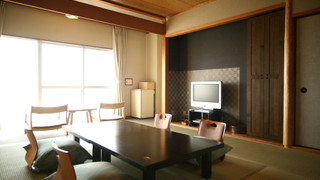 和室10畳 本館 (朝食付)