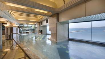 屋内スパ浴槽 / 2