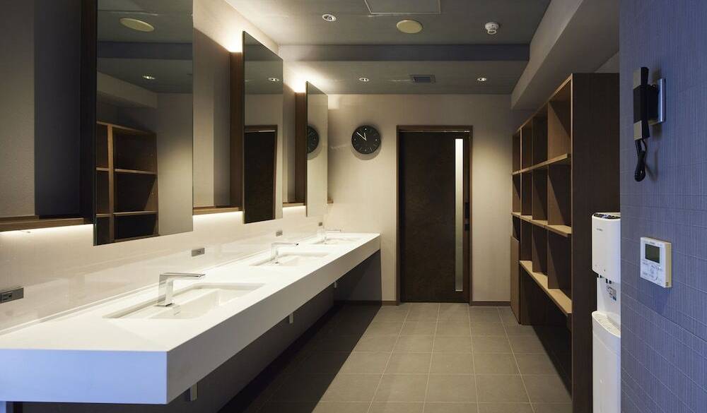 大浴場 脱衣所 / 3