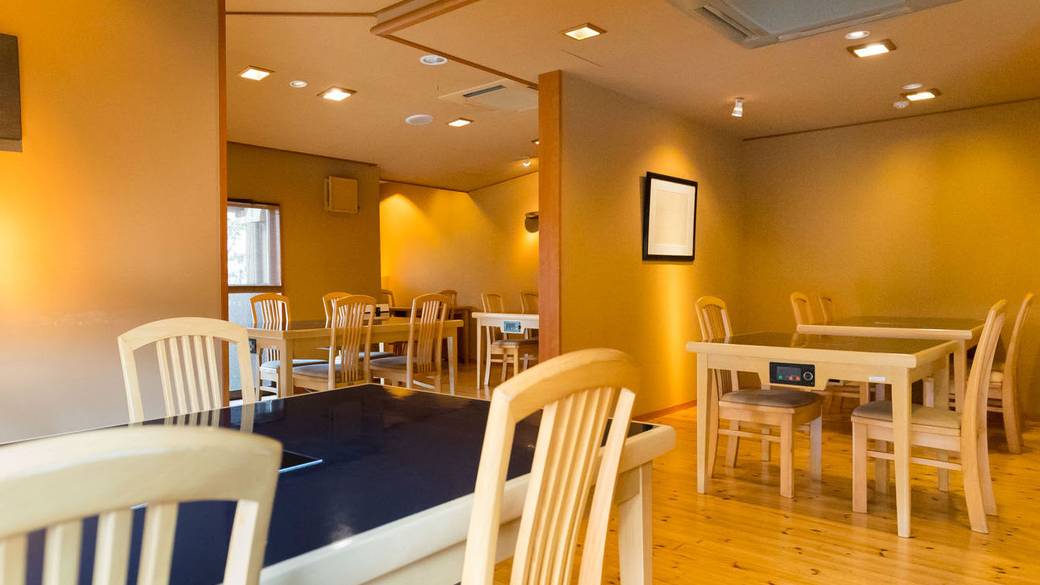 神戸牛や伊勢海老も♪
贅沢会席に舌鼓 / 3