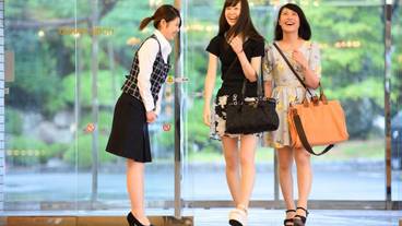 施設の入り口 / 4