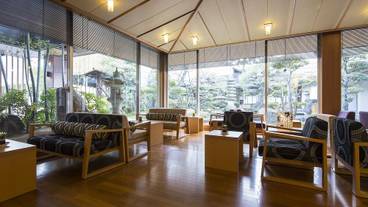 ロビー応接スペース / 5