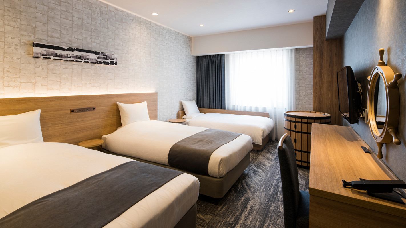 3名向けスーペリアツイン(軟石デザイン)