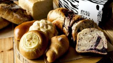 ベーカリー／パン一例 / 18