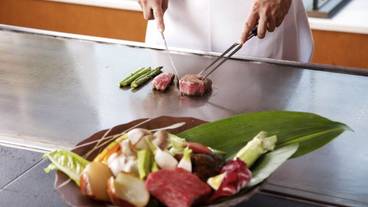 食事・飲み物 / 4