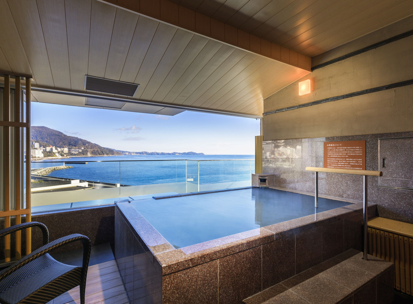 高階層から絶景を独り占め！夏は夜空にきらめく花火を楽しむことも！4003112