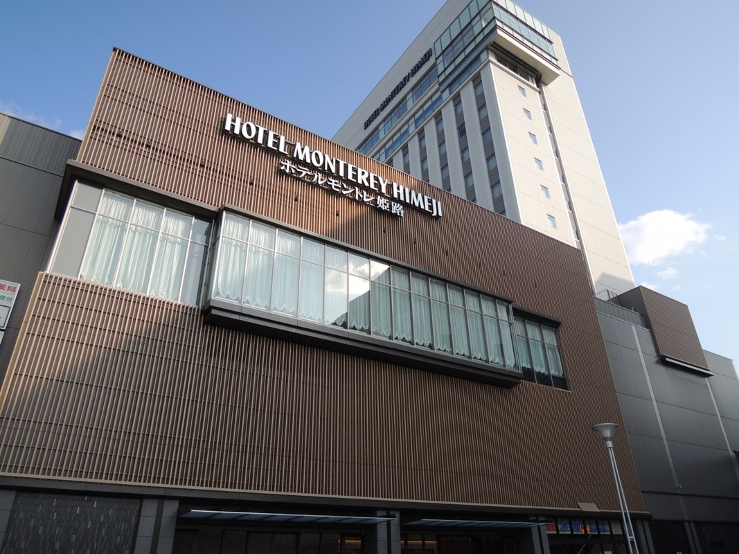 JR姫路駅のプラットホームからも見えます