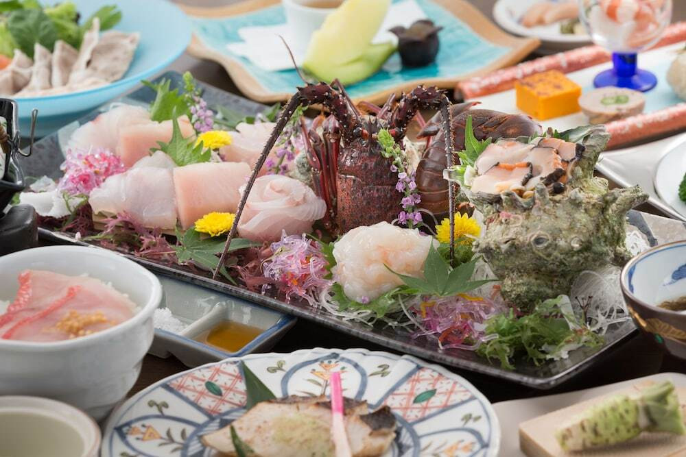 夕食の会席料理イメージ