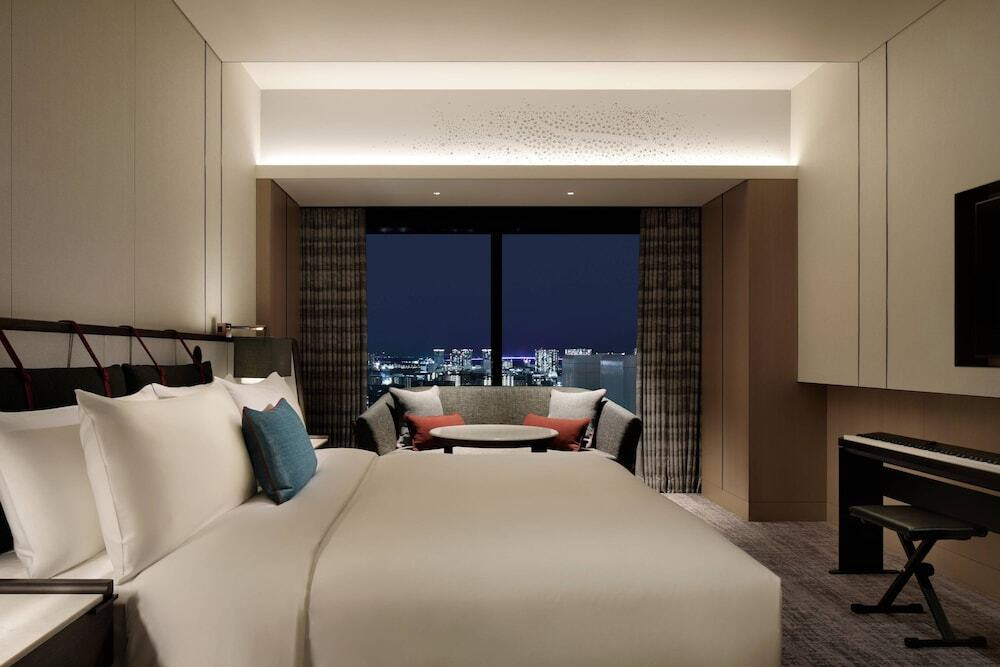 五感を刺激するホテルで極上ビューを堪能する4009577