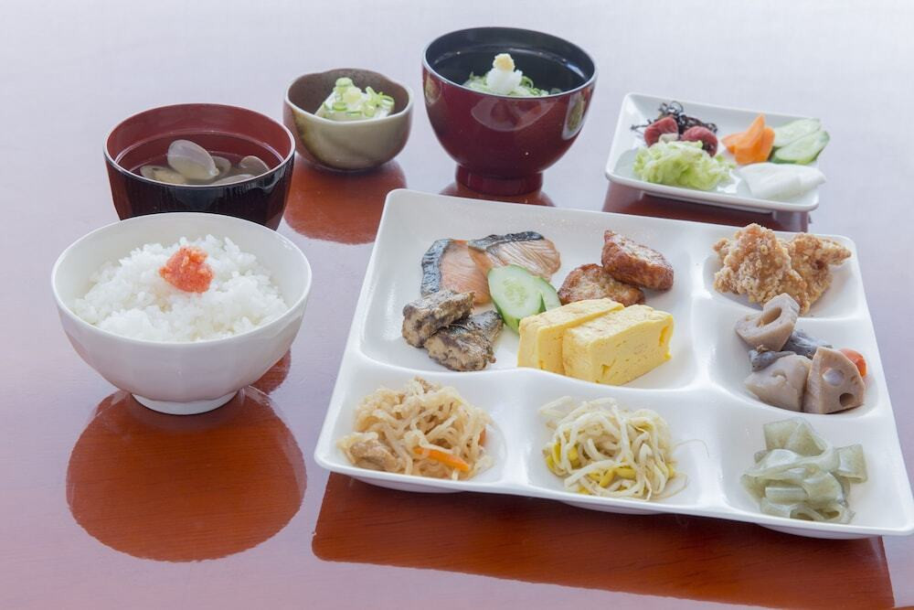 朝食