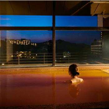 Enjoy a relaxing time at the historic Arima onsen...3488261