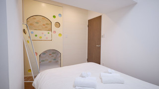 コンドミニアム ダブルベッド2台 (ペット2匹同宿可) 禁煙