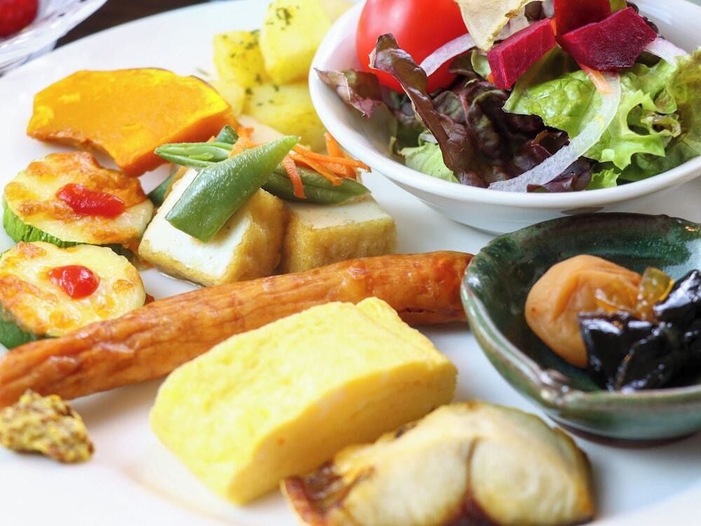 朝食