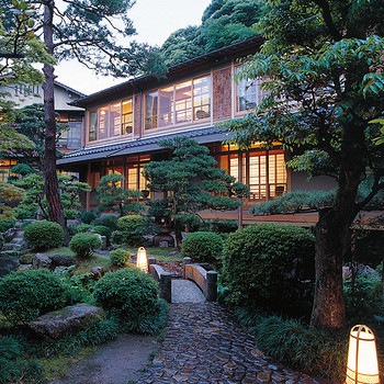 時間を忘れさせてくれる創業約160年の旅館3934318