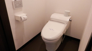 和室12畳・バストイレ付き　禁煙