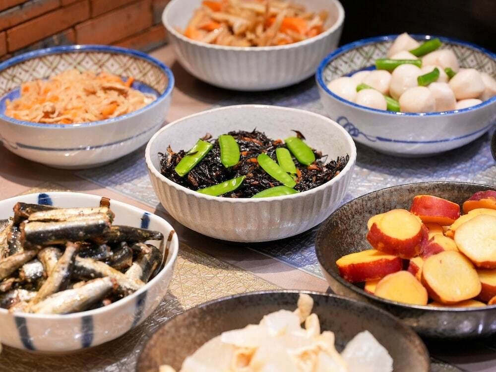 朝食
