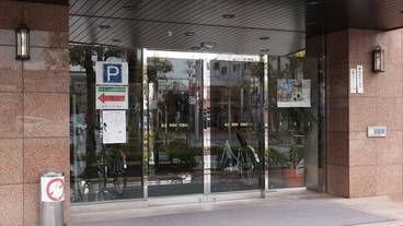 施設の入り口 / 20