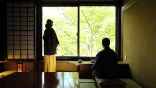 [川胡桃の間] 書院造12畳 源泉かけ流し半露天風呂付 禁煙