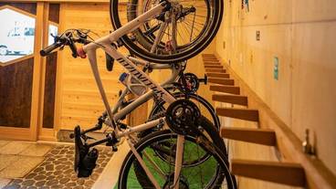 電気車両充電スタンド / 5