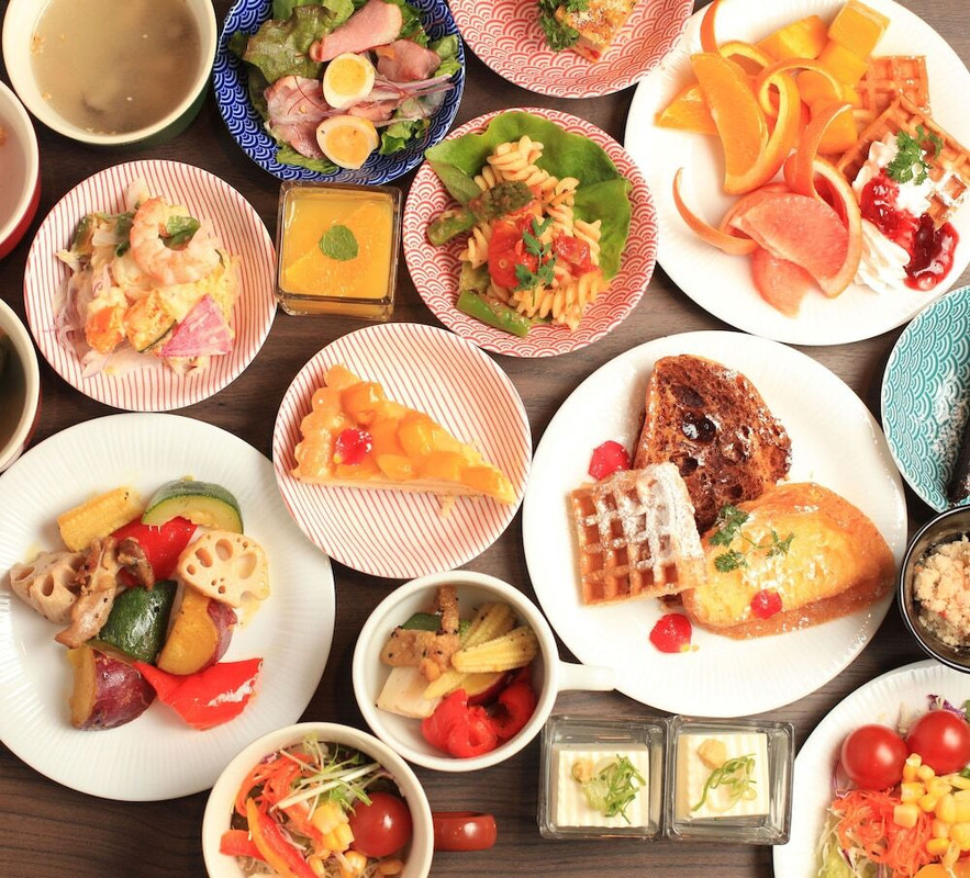 朝食ビュッフェ