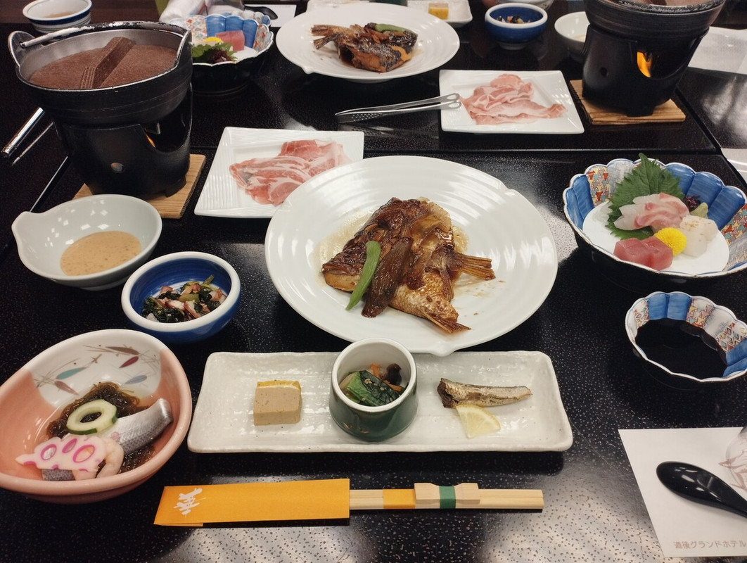 夕飯 鯛の兜煮が美味しい