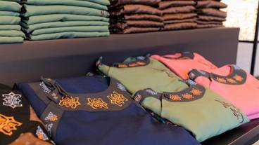 山丹服モチーフの上着 / 4