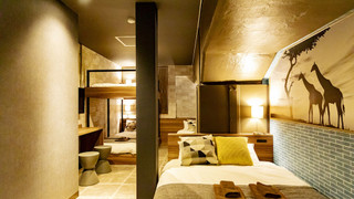 ファミリー ルーム (I)