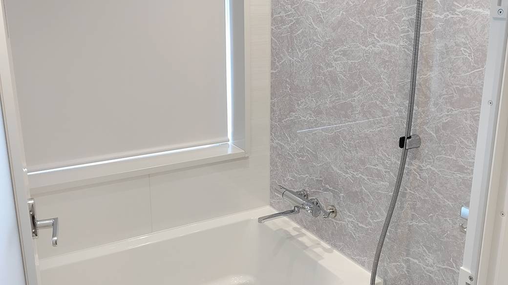 独立型のバスルーム一例 / 1