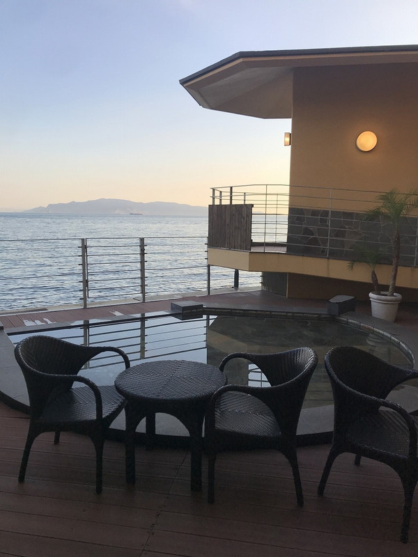 小さいプールがあります