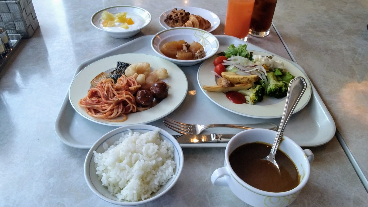 朝食は630分スタートでビュッフェスタイルです