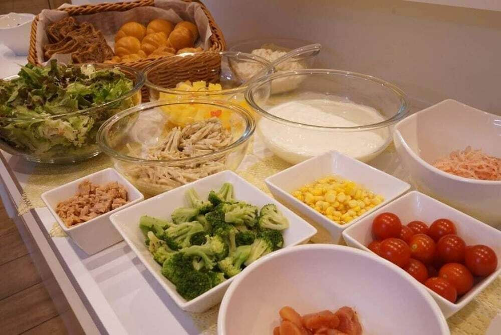 朝食