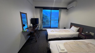 ツインベッドルーム 3階 エレベーターなし 山側 禁煙