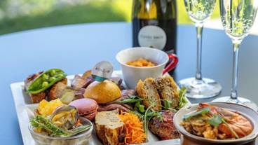 食事・飲み物 / 1